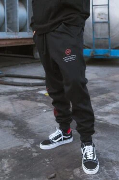Details Sweatpants - Black