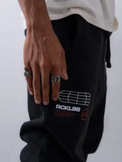 Trespass Sweatpants - Black -The Urban Hoodie Sales young and reckless mens fleece sweatpants trespass sweatpants black 28628277264487